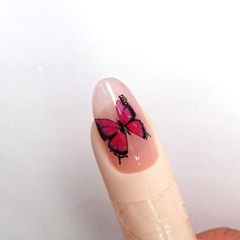 ネイルホイルの使い方