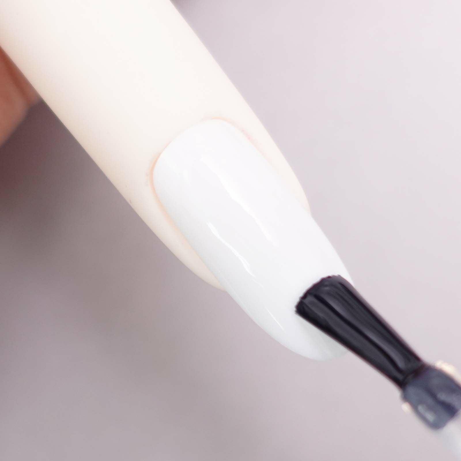 使いやすいハケタイプ