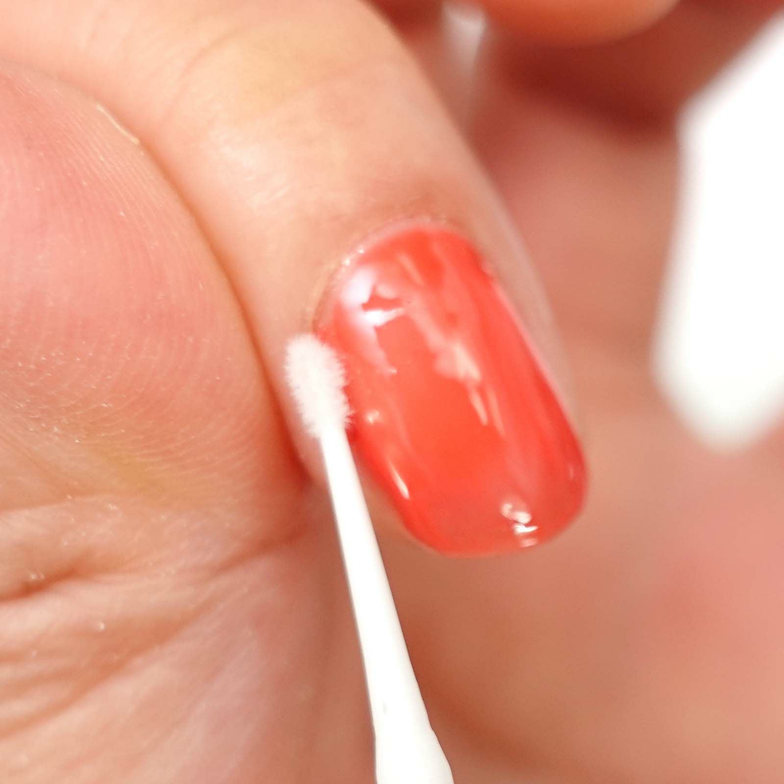 ジェルネイル、はみ出し拭き取り綿棒の使い方