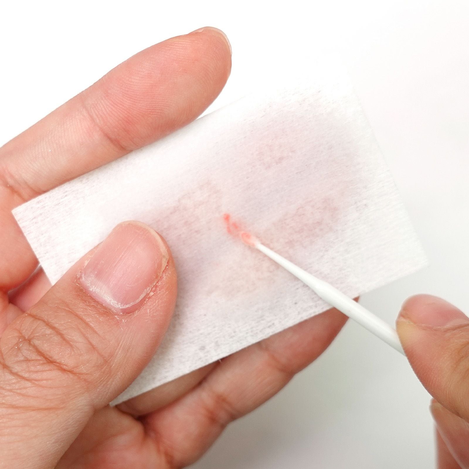 ジェルネイル、はみ出し拭き取り綿棒の使い方