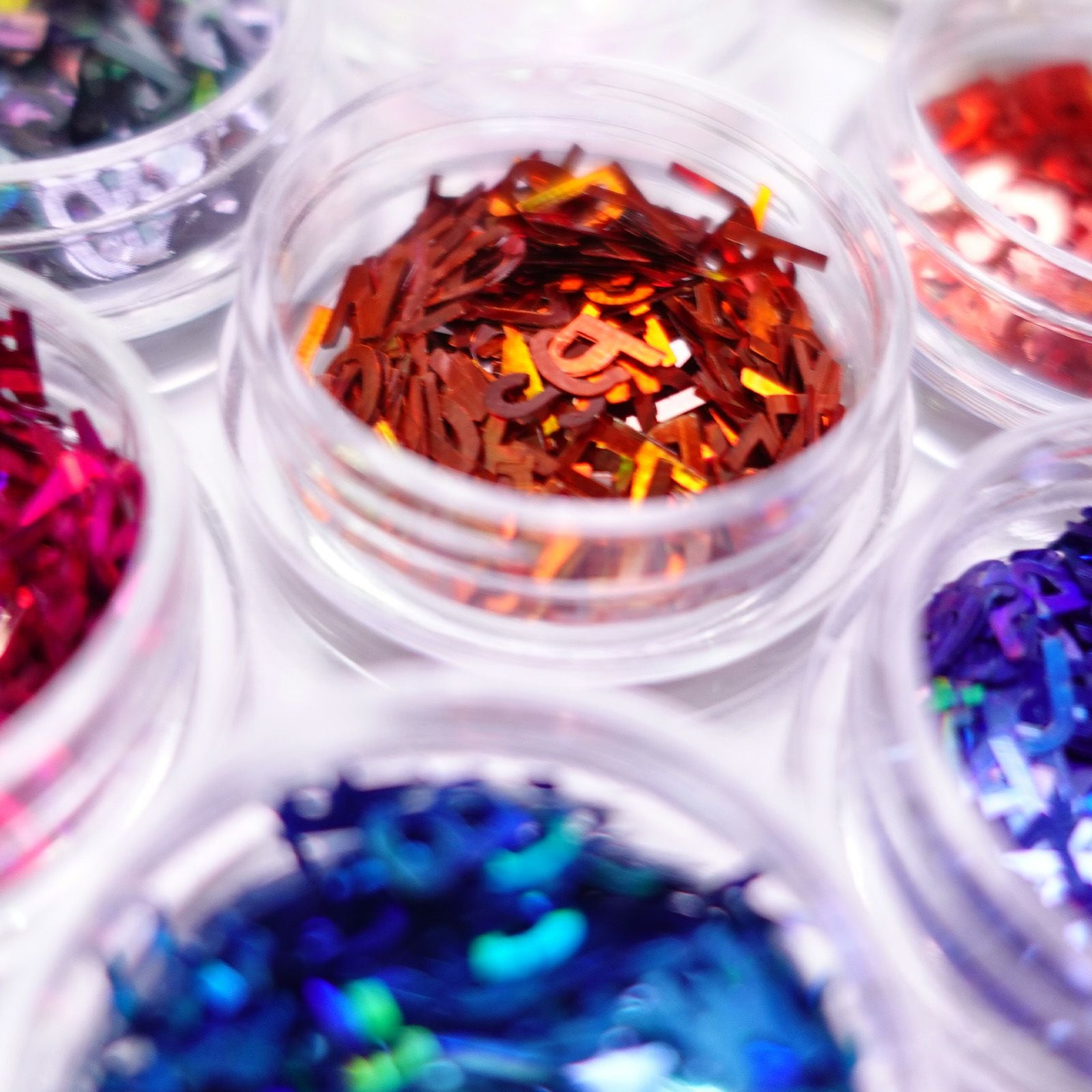 七色に煌めく、ホロカラー