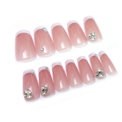 ビジュー付フレンチネイルデザイン[デザイン済ネイルチップ]